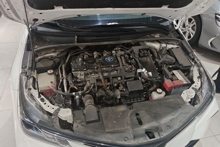 Used Toyota Corolla 2021 Dual-Motor 1.8L E-CVT Elite Edition Engine Bay