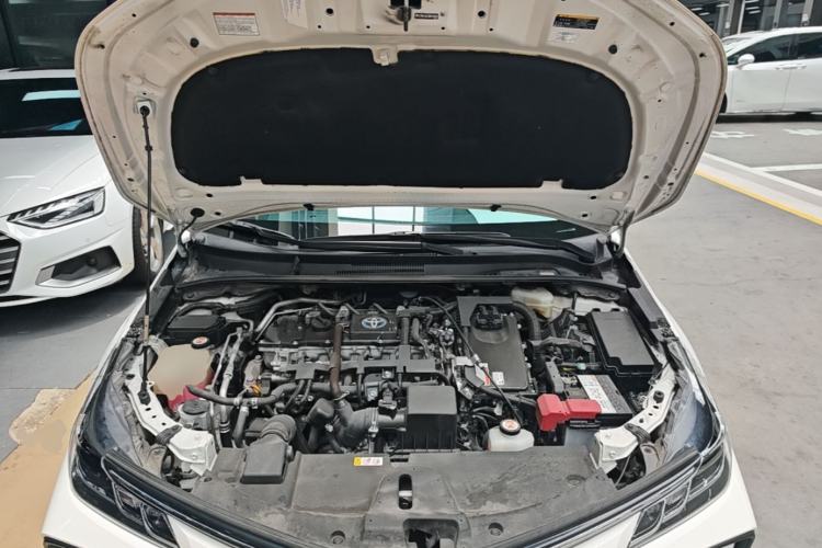 Used Toyota Corolla 2021 Dual-Motor 1.8L E-CVT Elite Edition Engine Bay