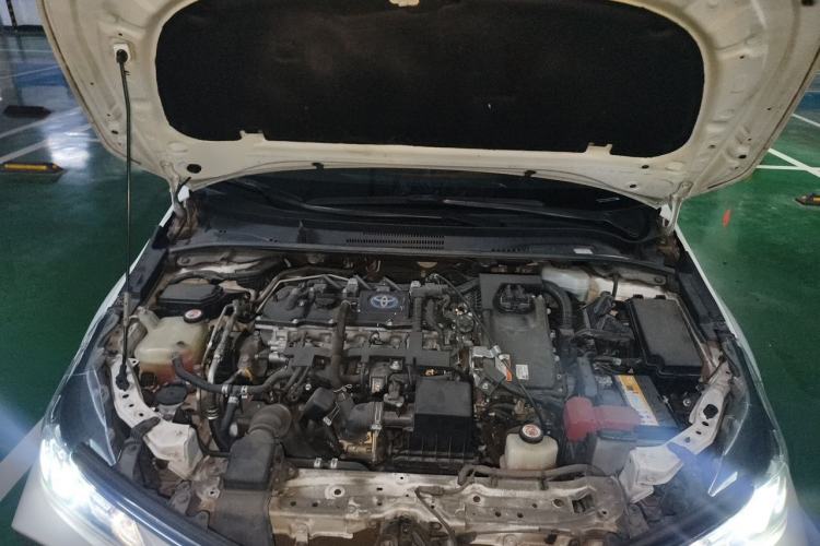 Used Toyota Corolla 2021 Dual-Motor 1.8L E-CVT Elite Edition Engine Bay