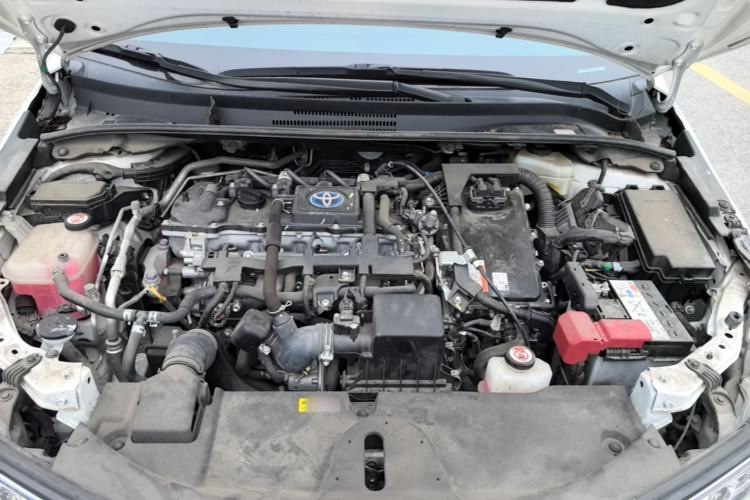 Used Toyota Corolla 2021 Dual-Motor 1.8L E-CVT Elite Edition Engine Bay
