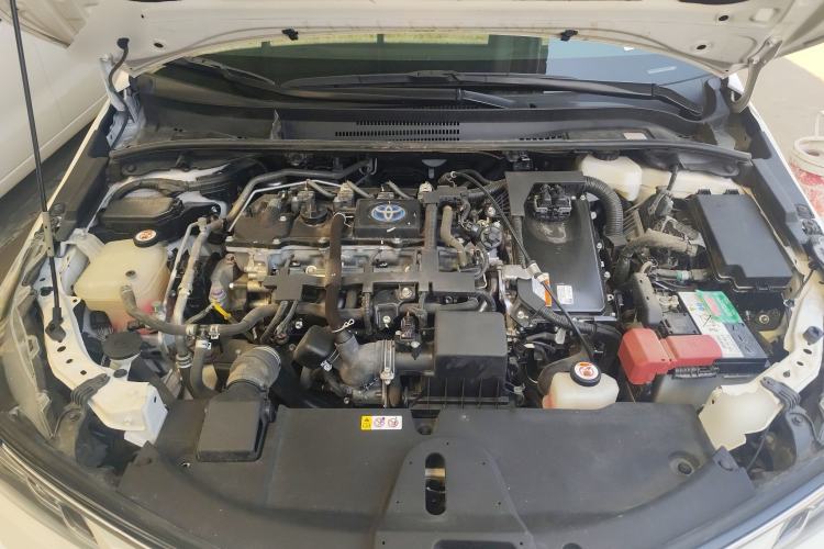 Used Toyota Corolla 2021 Dual-Motor 1.8L E-CVT Elite Edition Engine Bay