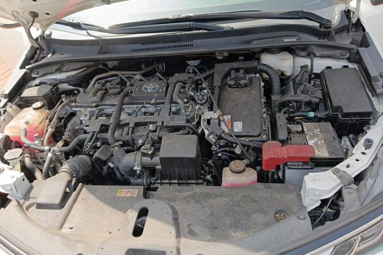 Used Toyota Corolla 2021 Dual-Motor 1.8L E-CVT Elite Edition Engine Bay