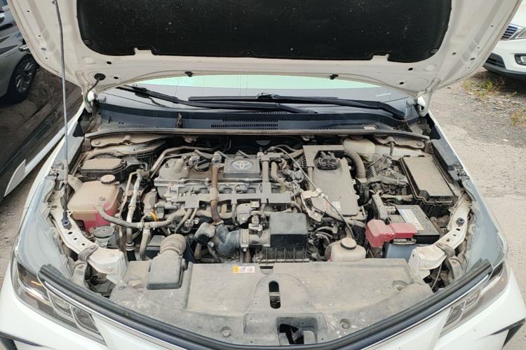Used Toyota Corolla 2021 Dual-Motor 1.8L E-CVT Elite Edition Engine Bay