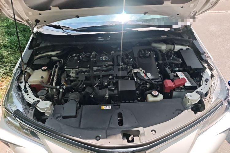 Used Toyota Corolla 2021 Dual-Motor 1.8L E-CVT Elite Edition Engine Bay