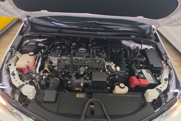 Used Toyota Corolla 2021 Dual-Motor 1.8L E-CVT Elite Edition Engine Bay
