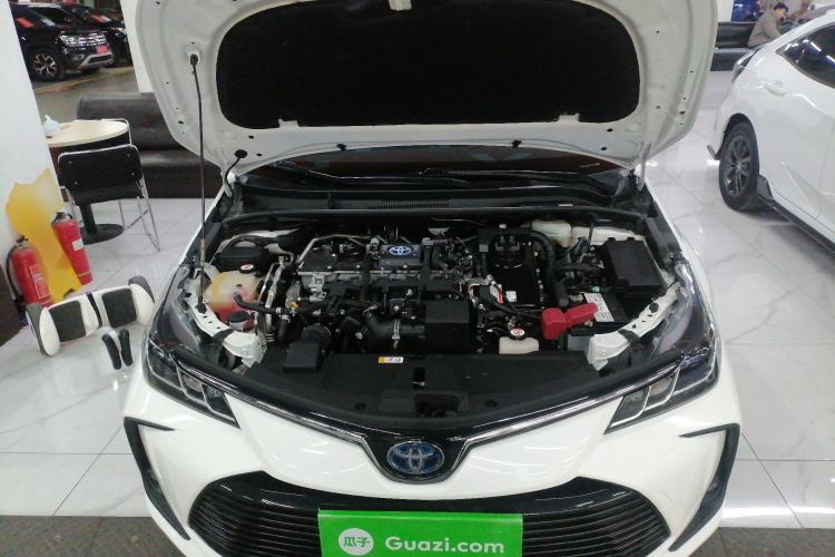 Used Toyota Corolla 2021 Dual-Motor 1.8L E-CVT Elite Edition Engine Bay