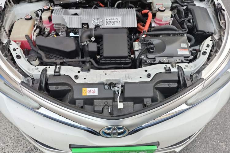 Used Toyota Corolla 2021 Dual-Motor 1.8L E-CVT Elite Edition Engine Bay