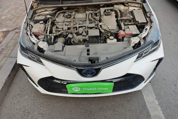 Used Toyota Corolla 2021 Dual-Motor 1.8L E-CVT Elite Edition Engine Bay