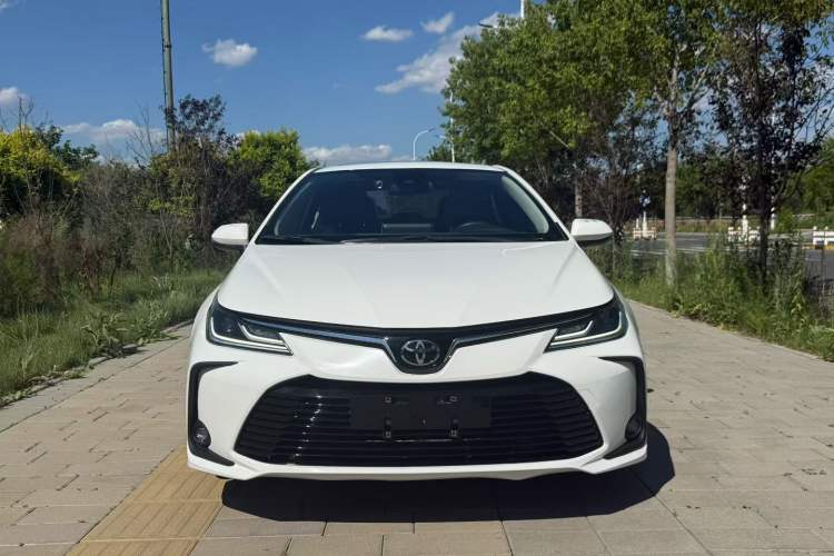 Used Toyota Corolla 2021 TNGA 1.5L CVT Elite Edition Exterior 1