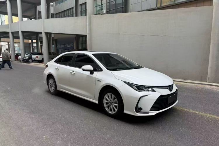 Used Toyota Corolla 2021 Dual-Motor 1.8L E-CVT Elite Edition Exterior 1