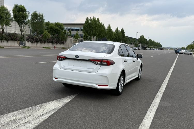Used Toyota Corolla 2021 Dual-Motor 1.8L E-CVT Elite Edition Exterior 11