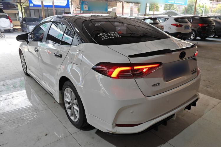 Used Toyota Corolla 2021 Dual-Motor 1.8L E-CVT Elite Edition Exterior 2