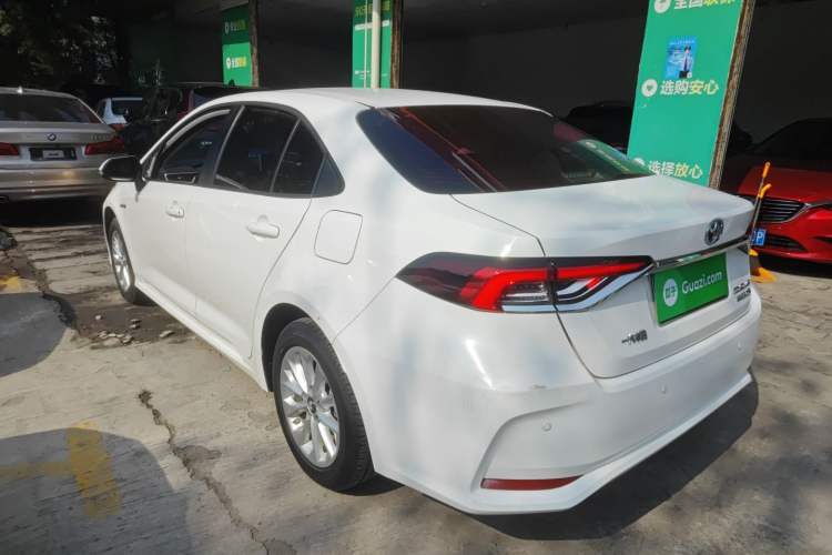 Used Toyota Corolla 2021 Dual-Motor 1.8L E-CVT Elite Edition Exterior 2
