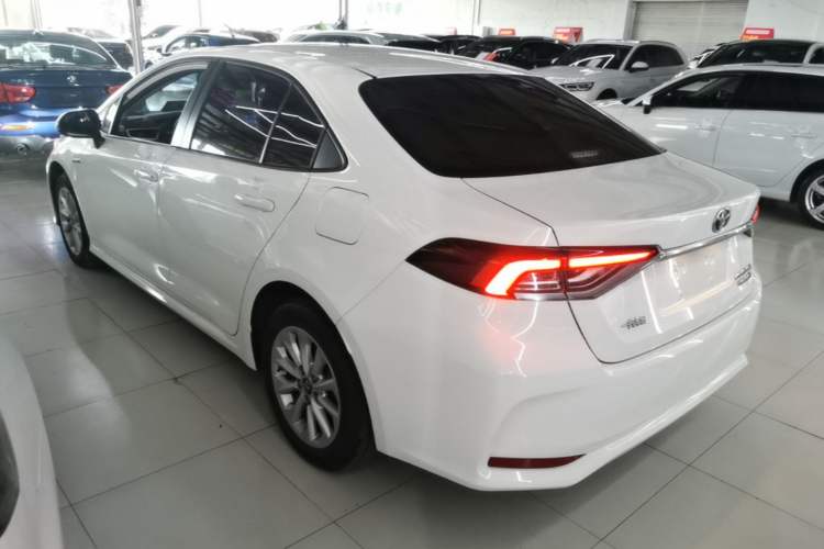 Used Toyota Corolla 2021 Dual-Motor 1.8L E-CVT Elite Edition Exterior 2