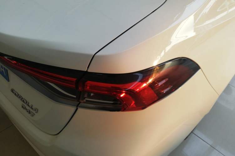 Used Toyota Corolla 2021 1.2T S-CVT Elite Edition Exterior 3