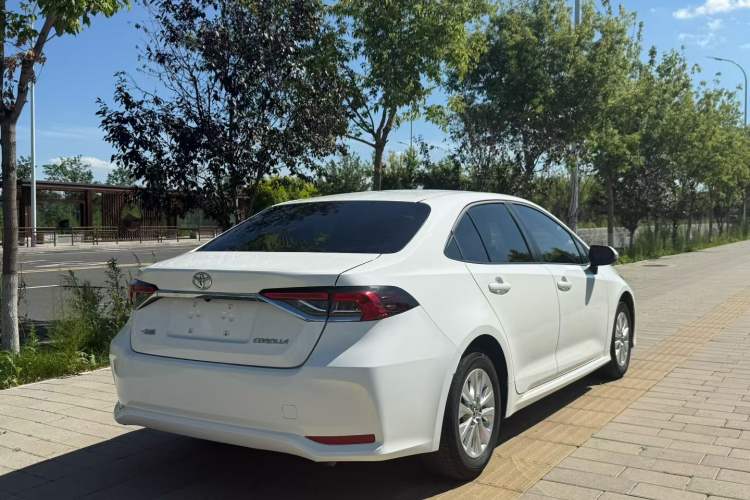Used Toyota Corolla 2021 TNGA 1.5L CVT Elite Edition Exterior 3