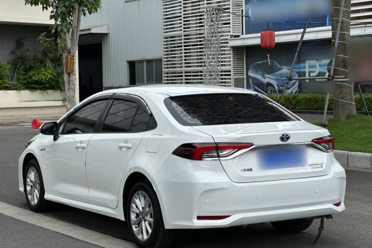 Used Toyota Corolla 2021 Dual-Motor 1.8L E-CVT Elite Edition Exterior 3