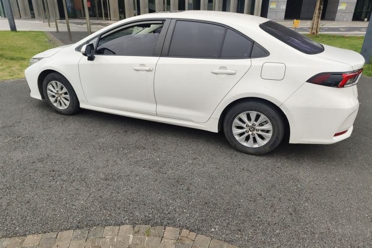 Used Toyota Corolla 2021 TNGA 1.5L CVT Elite Edition Exterior 3