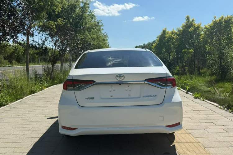 Used Toyota Corolla 2021 TNGA 1.5L CVT Elite Edition Exterior 4