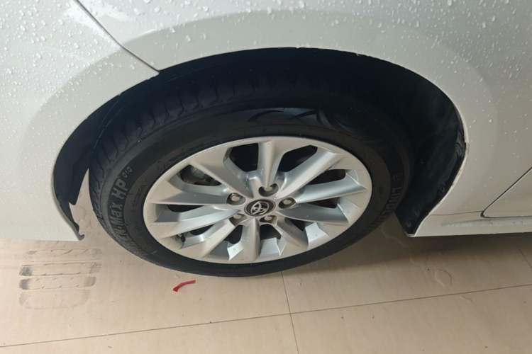 Used Toyota Corolla 2021 Dual-Motor 1.8L E-CVT Elite Edition Exterior 4