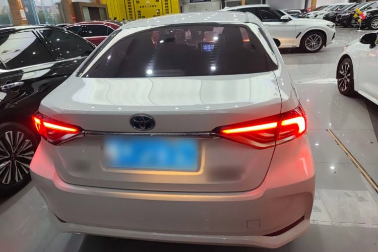 Used Toyota Corolla 2021 Dual-Motor 1.8L E-CVT Elite Edition Exterior 4