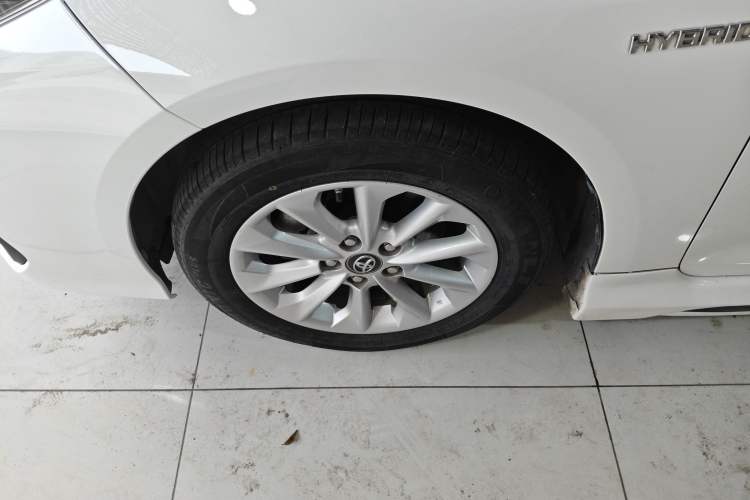 Used Toyota Corolla 2021 Dual-Motor 1.8L E-CVT Elite Edition Exterior 4