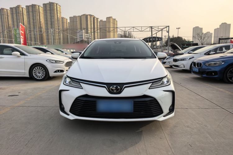 Used Toyota Corolla 2021 TNGA 1.5L CVT Elite Edition Exterior 4