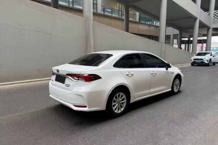 Used Toyota Corolla 2021 Dual-Motor 1.8L E-CVT Elite Edition Exterior 4