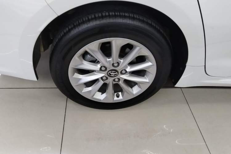 Used Toyota Corolla 2021 Dual-Motor 1.8L E-CVT Elite Edition Exterior 5