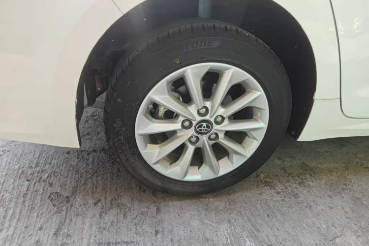 Used Toyota Corolla 2021 Dual-Motor 1.8L E-CVT Elite Edition Exterior 5