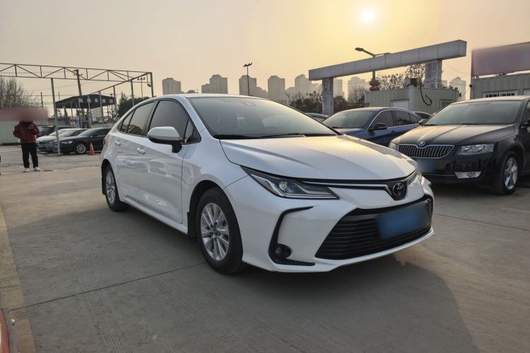 Used Toyota Corolla 2021 TNGA 1.5L CVT Elite Edition Exterior 5