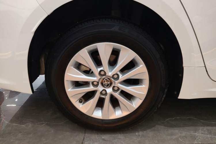 Used Toyota Corolla 2021 Dual-Engine 1.8L E-CVT Pioneer Edition Exterior 5