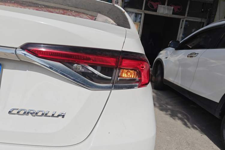 Used Toyota Corolla 2021 TNGA 1.5L CVT Pioneer Edition Exterior 6