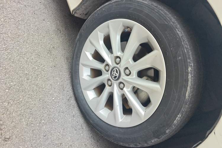 Used Toyota Corolla 2021 Dual-Motor 1.8L E-CVT Elite Edition Exterior 7