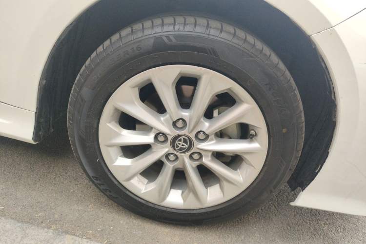 Used Toyota Corolla 2021 Dual-Motor 1.8L E-CVT Elite Edition Exterior 7