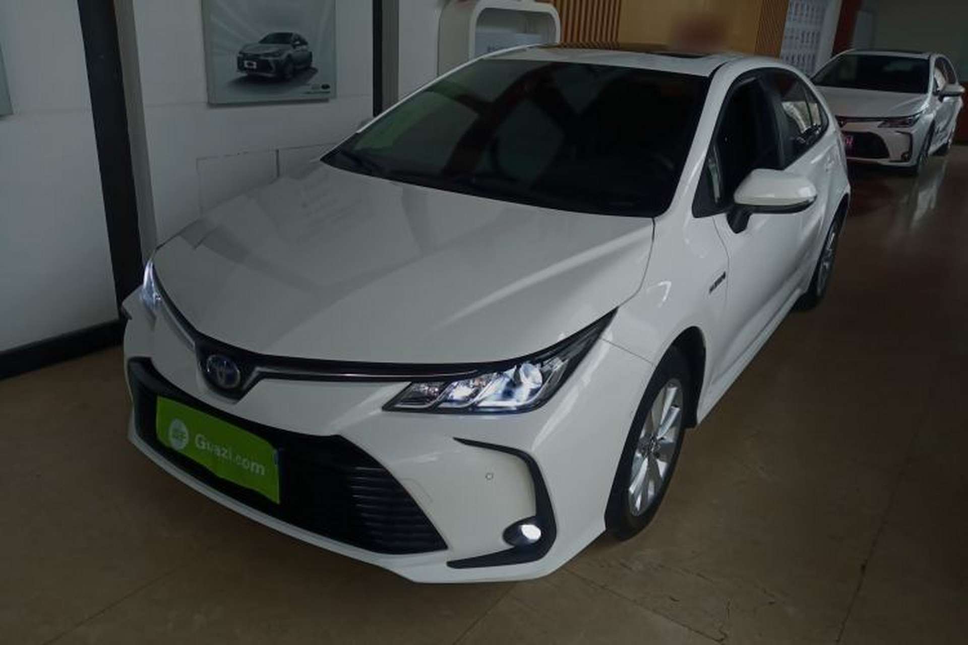 Used Toyota Corolla 2021 Dual-Motor 1.8L E-CVT Elite Edition Front Left 45 Deg