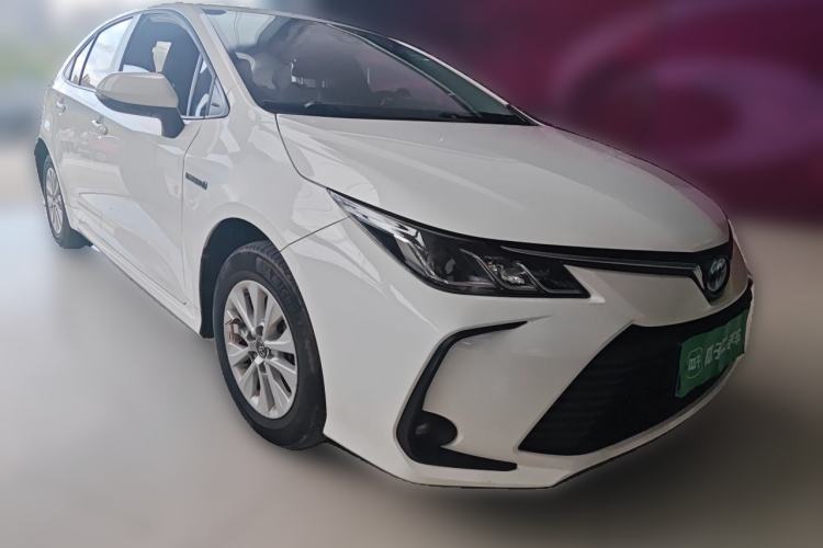 Used Toyota Corolla 2021 Dual-Engine 1.8L E-CVT Pioneer Edition Front Right 45 Deg