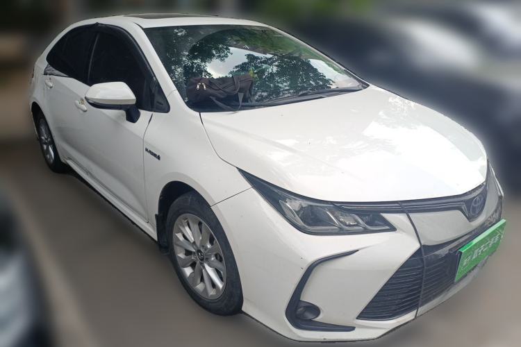 Used Toyota Corolla 2021 Dual-Motor 1.8L E-CVT Elite Edition Front Right 45 Deg