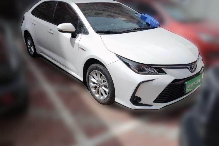 Used Toyota Corolla 2021 Dual-Motor 1.8L E-CVT Elite Edition Front Right 45 Deg