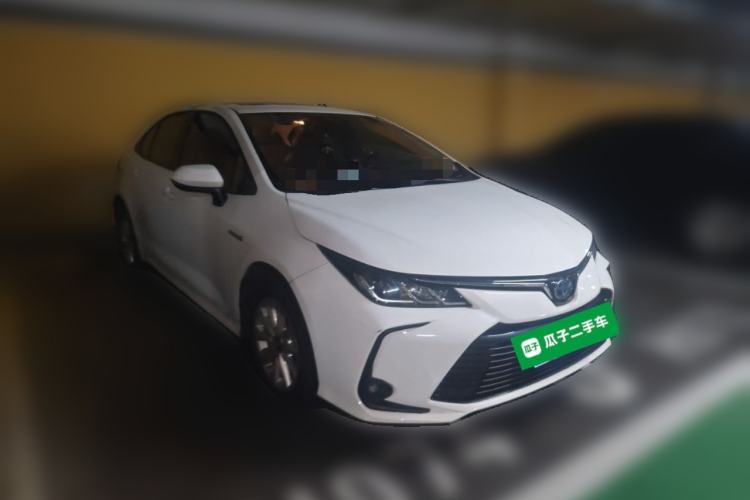 Used Toyota Corolla 2021 Dual-Motor 1.8L E-CVT Elite Edition Front Right 45 Deg