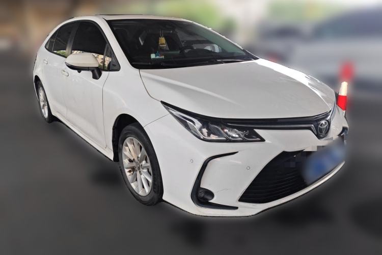 Used Toyota Corolla 2021 1.2T S-CVT Luxury Edition Front Right 45 Deg