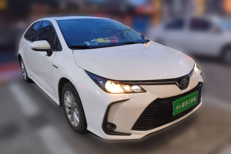 Used Toyota Corolla 2021 Dual-Motor 1.8L E-CVT Elite Edition Front Right 45 Deg