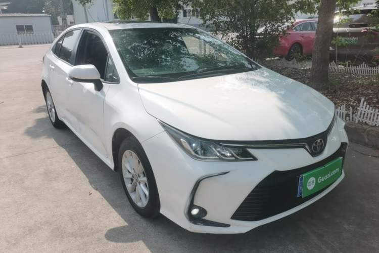Used Toyota Corolla 2021 1.2T S-CVT Elite PLUS Edition Front Right 45 Deg