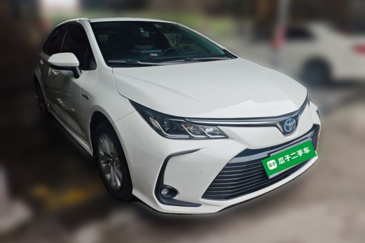 Used Toyota Corolla 2021 Dual-Motor 1.8L E-CVT Elite Edition Front Right 45 Deg