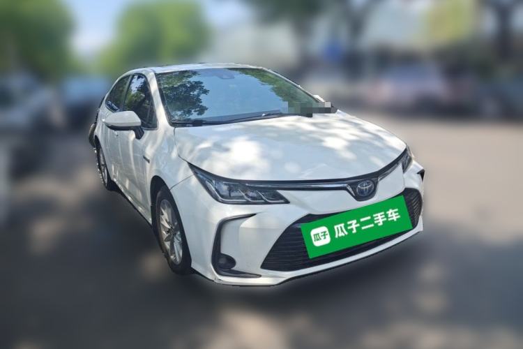 Used Toyota Corolla 2021 Dual-Motor 1.8L E-CVT Elite Edition Front Right 45 Deg