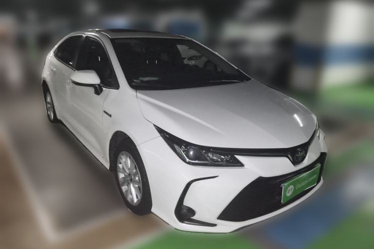 Used Toyota Corolla 2021 Dual-Motor 1.8L E-CVT Elite Edition Front Right 45 Deg
