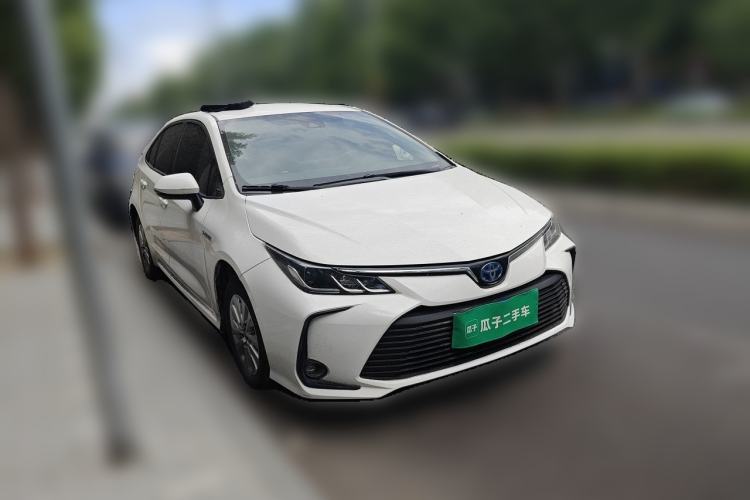 Used Toyota Corolla 2021 Dual-Engine 1.8L E-CVT Pioneer Edition Front Right 45 Deg
