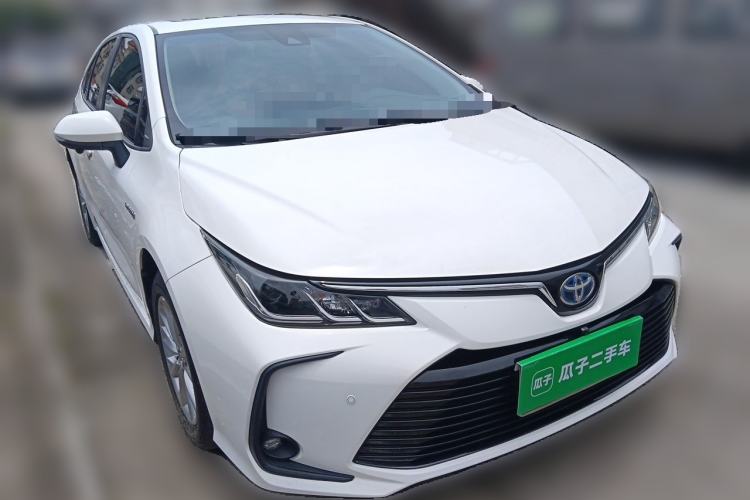 Used Toyota Corolla 2021 Dual-Motor 1.8L E-CVT Elite Edition Front Right 45 Deg