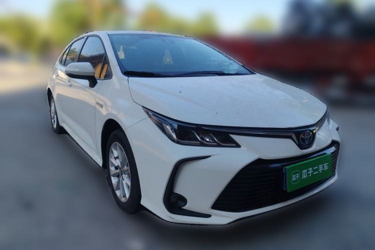 Used Toyota Corolla 2021 Dual-Motor 1.8L E-CVT Elite Edition Front Right 45 Deg