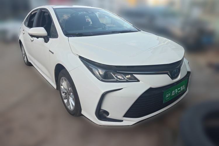 Used Toyota Corolla 2021 Dual-Motor 1.8L E-CVT Elite Edition Front Right 45 Deg